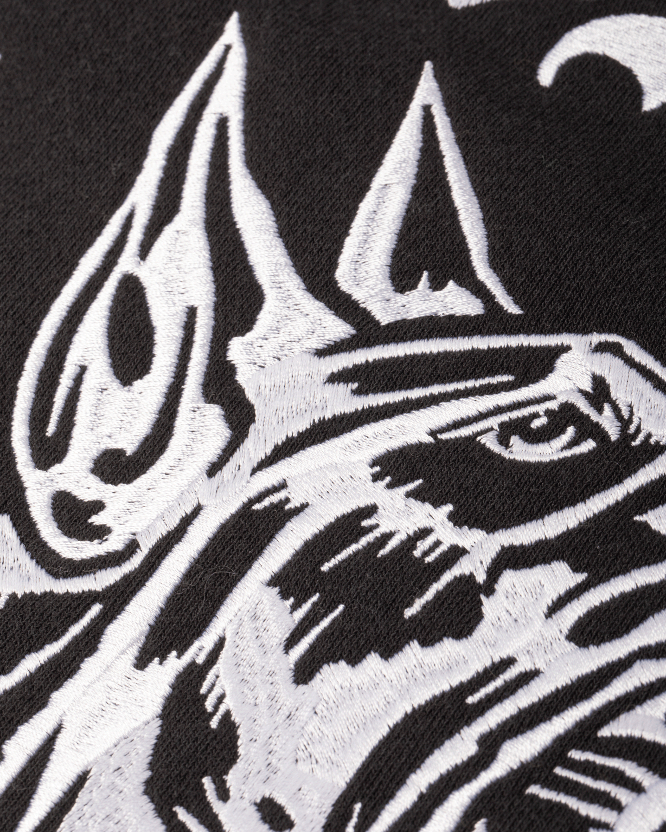 WANDERER SWEATSHIRT (zoomed)