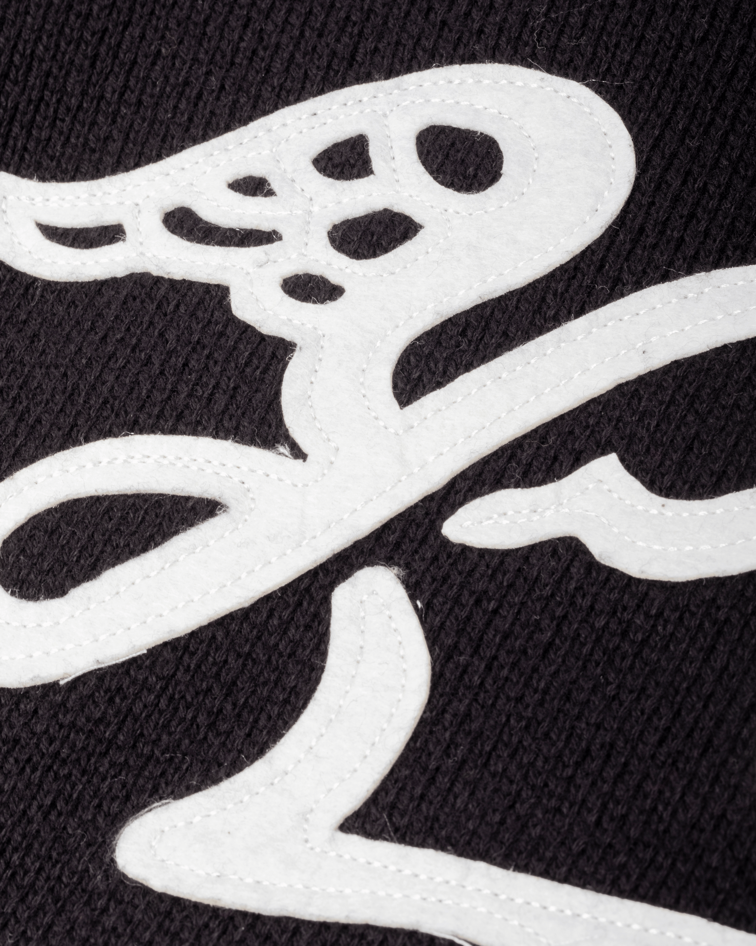 loser-machine-briar-sweater-black (zoomed)