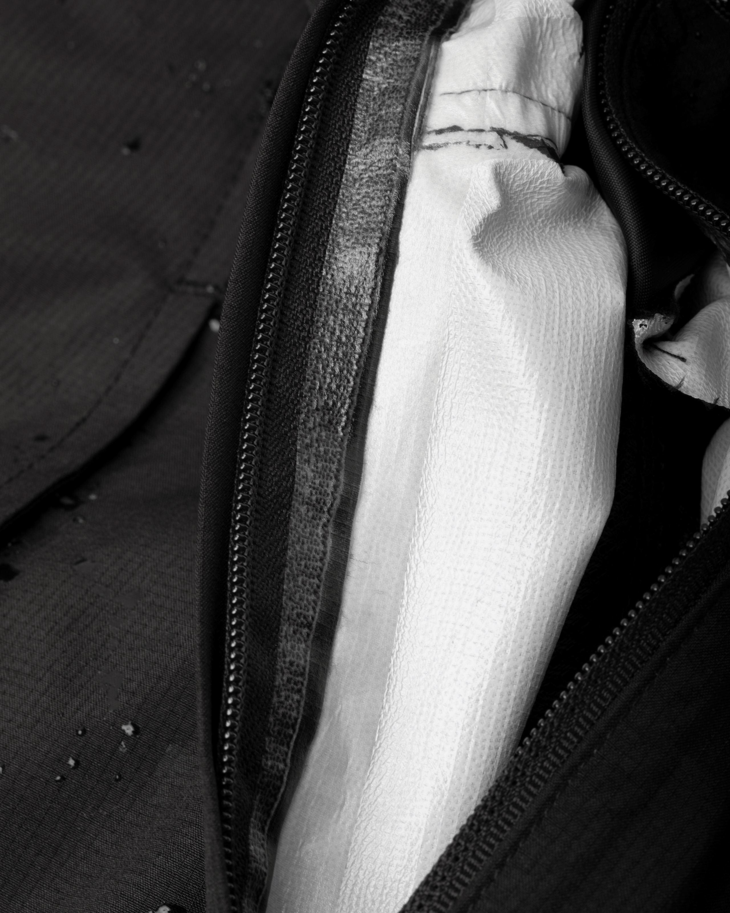 loser-machine-weather-rider-jacket-black (zoomed)