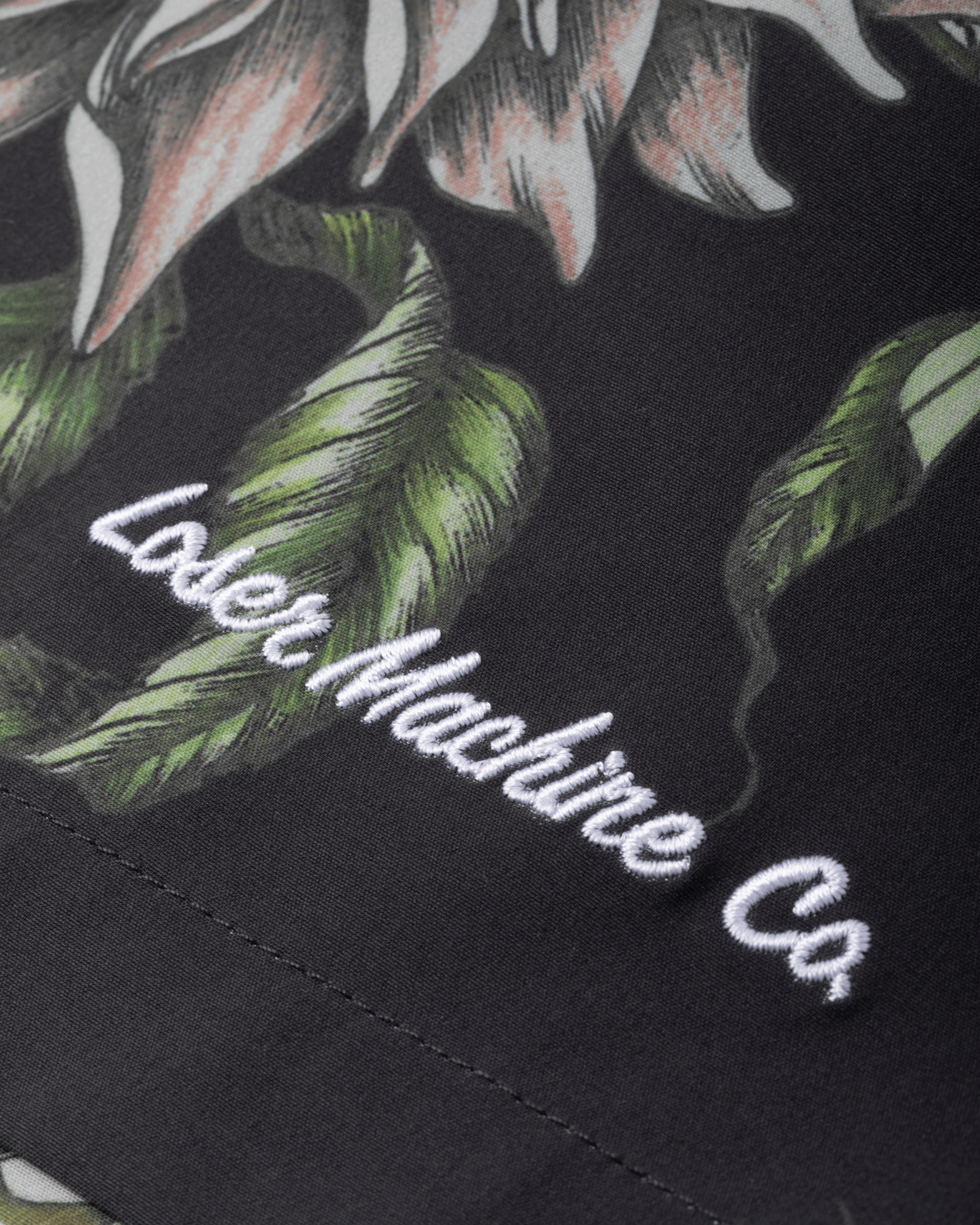loser-machine-hawkmoth-short-black (zoomed)
